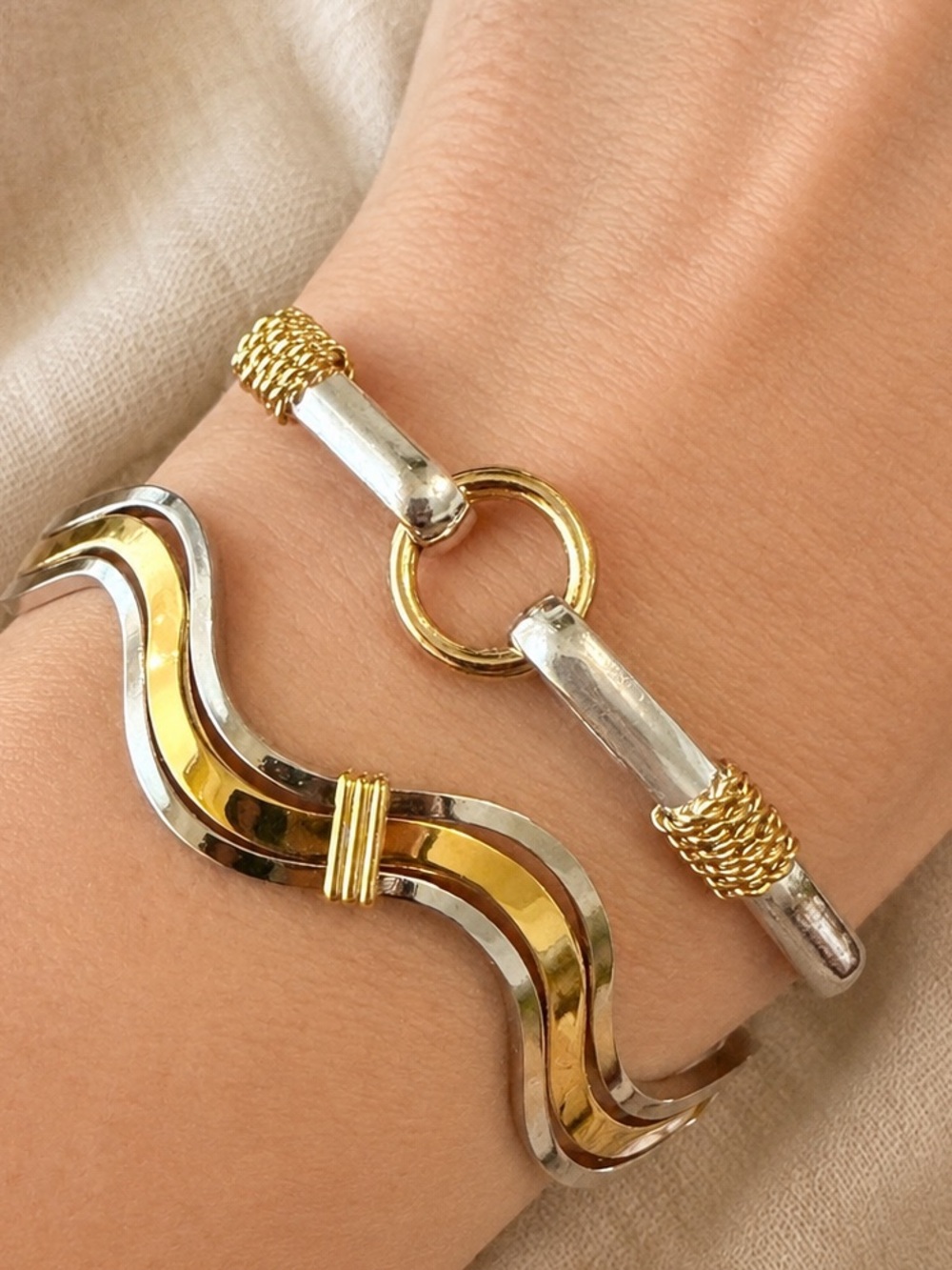 Vintage Two Tone Gold Silver Open Cuff Bracelet Circle Clasp Rope Statement